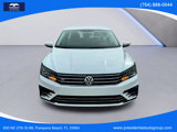 Used 2018 Volkswagen Passat 2.0T R-Line image 3