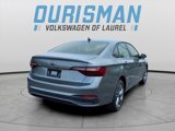 Used 2024 Volkswagen Jetta SE image 3