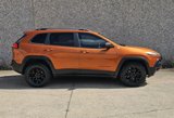 Used 2015 Jeep Cherokee Trailhawk image 2