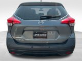 Used 2020 Nissan Kicks S image 4