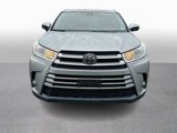 Used 2017 Toyota Highlander XLE image 2
