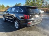 Used 2022 Kia Sorento LX image 3