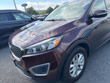 Used 2017 Kia Sorento LX image 3
