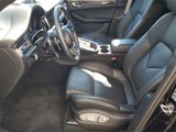 Certified 2025 Porsche Macan image 5