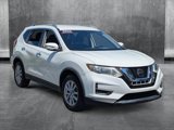 Used 2019 Nissan Rogue SV image 3