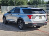Used 2021 Ford Explorer XLT w/ Equipment Group 202A image 4