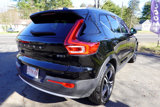 Used 2023 Volvo XC40 B5 Plus image 5