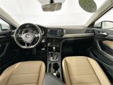 Used 2021 Volkswagen Jetta SE w/ SE Cold Weather Package image 3