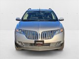 Used 2015 Lincoln MKX FWD w/ Equipment Group 101A image 2