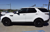 Used 2019 Land Rover Discovery SE image 2