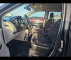 Used 2019 Dodge Grand Caravan SE w/ UConnect Hands-Free Group image 3