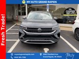 Used 2022 Volkswagen Taos SE image 2