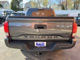Used 2019 Toyota Tacoma TRD Sport image 4