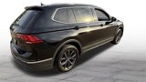 Used 2022 Volkswagen Tiguan SE w/ Panoramic Sunroof Package image 6