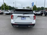 Used 2021 Ford Explorer XLT w/ Equipment Group 202A image 4
