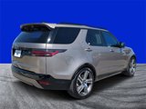 Used 2022 Land Rover Discovery HSE R-Dynamic image 3