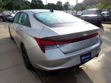 Certified 2022 Hyundai Elantra SEL w/ Convenience Package image 5