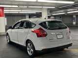 Used 2013 Ford Focus SE w/ SE Winter Pkg image 4