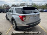Used 2022 Ford Explorer XLT w/ Equipment Group 202A image 5