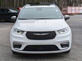 New 2025 Chrysler Pacifica Pinnacle image 2