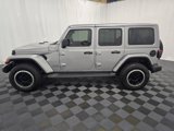 Used 2019 Jeep Wrangler Unlimited Sahara image 3