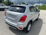 Used 2018 Chevrolet Trax LT w/ LT Convenience Package image 3
