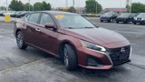 Used 2023 Nissan Altima 2.5 SV image 2