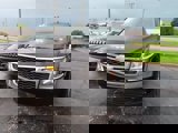 Used 2015 Chevrolet Suburban LT image 2