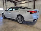 Used 2023 Nissan Altima 2.5 SL image 3