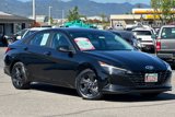 Certified 2022 Hyundai Elantra SEL w/ Convenience Package image 2