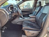 Used 2022 Jeep Grand Cherokee Laredo X image 3
