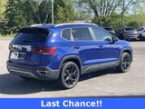 Used 2022 Volkswagen Taos SE w/ Panoramic Sunroof Package image 6