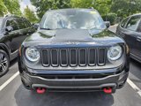 Used 2018 Jeep Renegade Trailhawk image 2