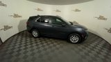 Used 2022 Chevrolet Equinox LT image 2