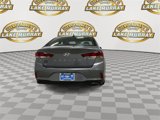 Used 2018 Hyundai Sonata SE image 2