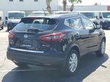 Used 2021 Nissan Rogue Sport SV image 3