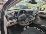 Used 2023 Chrysler Voyager LX image 2