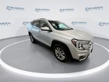 Used 2022 GMC Terrain SLT w/ Infotainment Package II image 2