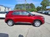 New 2025 Hyundai Venue SE image 2
