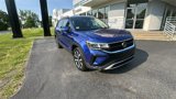 Used 2023 Volkswagen Taos SE image 4