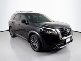 Used 2024 Nissan Pathfinder SL w/ SL Premium Package image 3