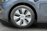 Used 2022 Tesla Model Y Long Range image 4