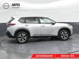 Used 2023 Nissan Rogue SV image 3