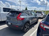 Used 2022 Volvo XC40 T5 R-Design w/ Climate Package image 4