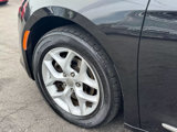 Used 2017 Chrysler Pacifica Touring-L Plus image 5