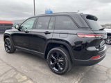 Used 2023 Jeep Grand Cherokee Limited w/ Black Appearance Package image 6