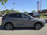 Used 2023 Ford Escape ST-Line image 2