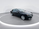 Used 2018 Chevrolet Malibu LT w/ Leather Package image 2
