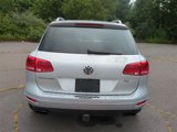 Used 2011 Volkswagen Touareg Sport image 5