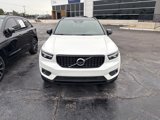 Used 2021 Volvo XC40 T5 R-Design w/ Advanced Package image 2